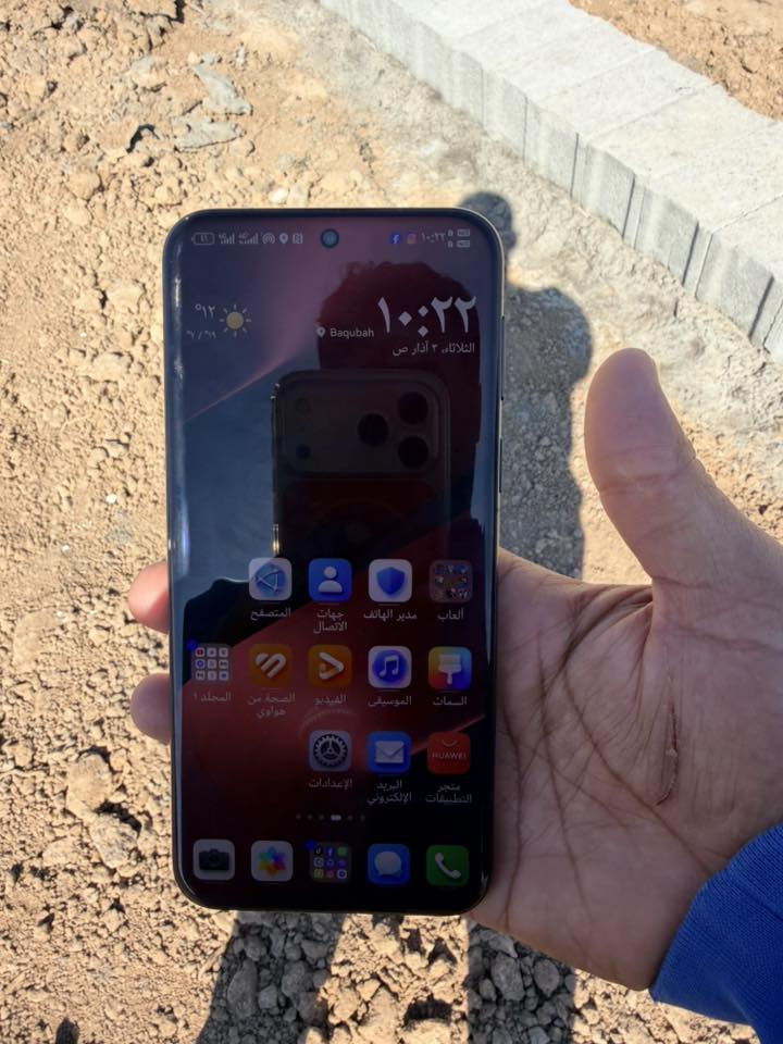 هواوي بورا 80 الترا نسخه الوكاله يعني عالمي مستخدم قليل كامل ملحقات نضافه 100/100 السعر مليون 250 
***********
