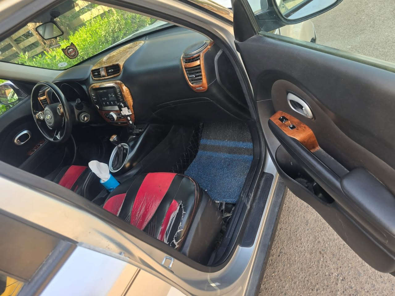 صول موديل ٢٠١٨ محرك ٢٠٠٠ gdi جديد كير حالة ممتازة تبريد شغال تحكم ستيرن  البنيد جارد مثل ما بالصور حادثها مرفق مكاني بغداد السيارة بأسمي سعرها ١١٠  للاتصال على الرقم ***********
