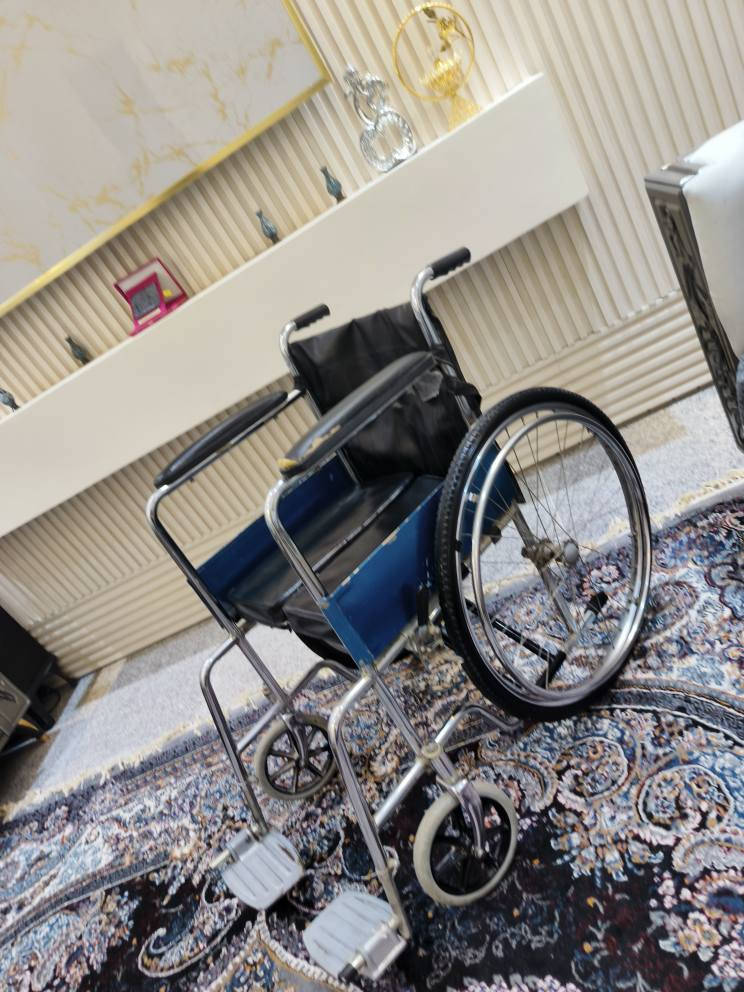 عربانه جديده الاصليه كلش قوي و نضيفه حيل مابيه نقص سعره 75 ألف وبيه مجال للشراي المكان كربلاء الاستفسار *********** كربلاء, العراق
