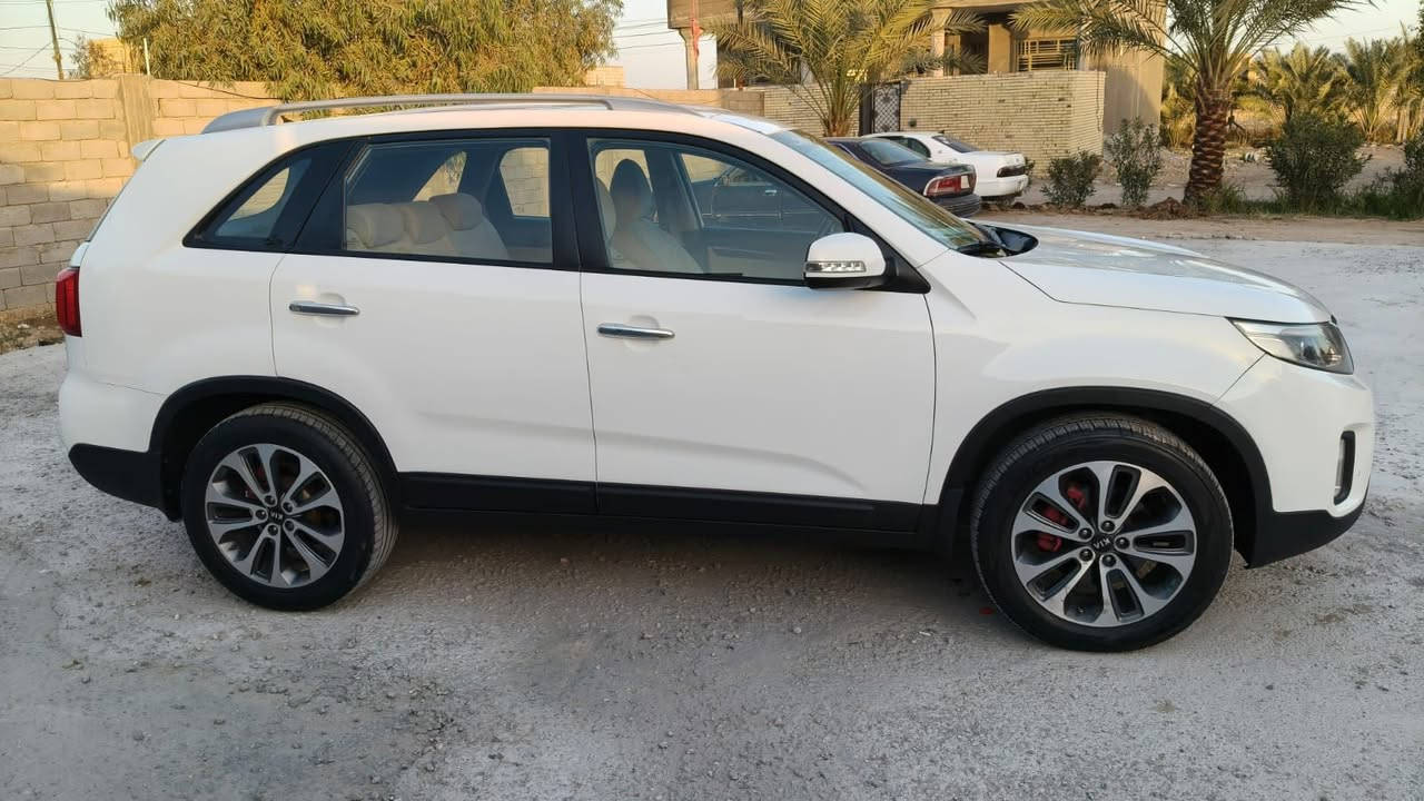 سورنتو موديل 2013 وارد خليجي كفاله عامه من ضربه وصبغ وتبديل فقط بارد كد شبر 7 راكب مكينه وكير 6 سلندر توني شاده حداديه جديده تبريد 3 قطع رقم شمالي سنويه ل 31 وهزه جدده السعر 175 وبيه مجال ***********
***********
