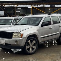 جيب لاريدو • ٢٠٠٧ • اوتوماتيك ٦ سلندر