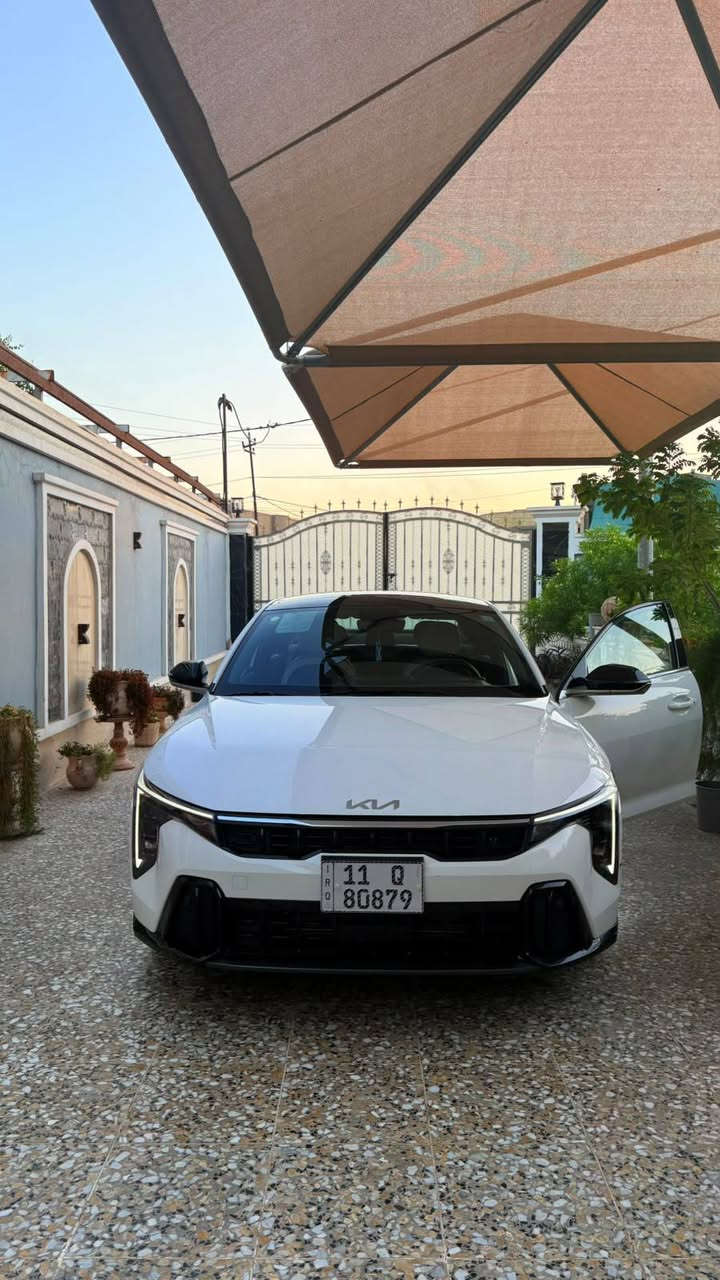 السلام عليكم
K4 GTLINE

محرك cc2000 دوش
حساس امامي
 حساس خلفي 
كامرة خلفية
 اشاير بالمري شفط 
تحكمات ستيرن فل كاملة 
شاشة متصلة
ابل كاربلاي
اندرويد اوتو
ويل بلاك 18 
بصمة تشغيل عدد 2 
تشغيل عن بعد
بصمة غلق وفتح الابواب 
كير AT
الداخل جلد
 تبريد قطعتين
ماشيه 16000
 السياره تحت ضمان الشركه 
ضمان 5 سنوات صيانه 
و3 سنوات دهن وفلتر 
وسنه كامله راحه السياره 
وارد خليجي بدون حادث بدون 
بدون شخط
فقط بدعاميه الاماميه كم شخطه بسيطه
الكشر سليم بلكامل 
السعر 195 وبيه مجال 
رقم الموبايل ***********
