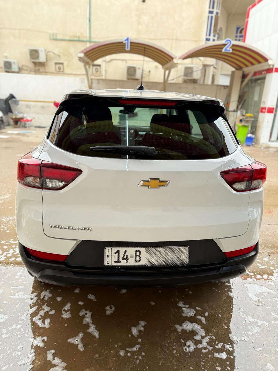 السعر $160 وبيها مجال
وارد امريكي 
مكفوله 
تقرير غرق تعمل وتسيرر
السياره جاهزه مبيها أي نقص
موديل2024
ماشيه 15 كم
المكان في البصرة
***********
