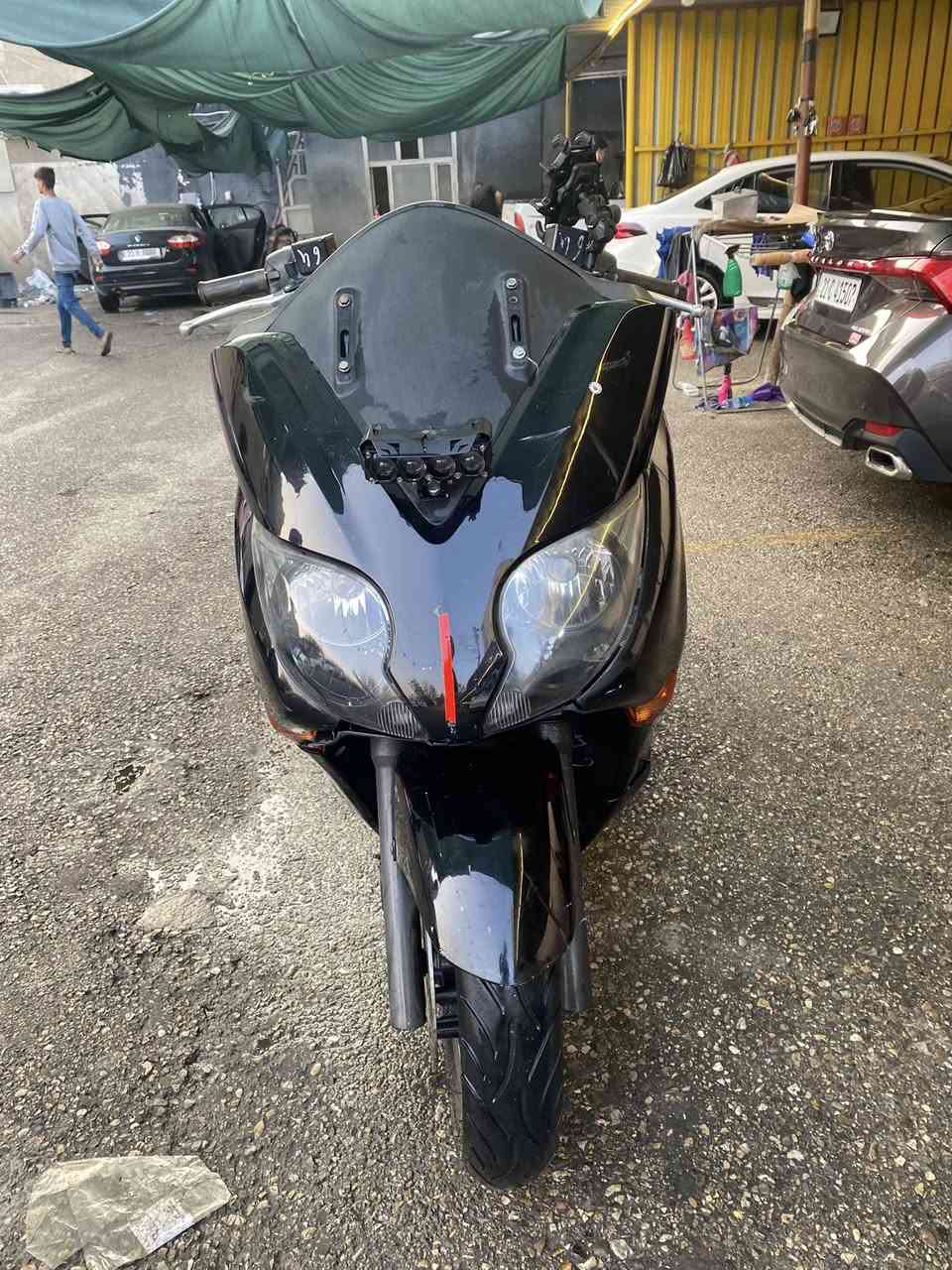 فۆڕزا 010 لە سلێمانی بۆ فرۆشتن بە شەرتی هەموو شتێک ماڵی دۆستە 
١١ وەرەقە و مەجال
***********
