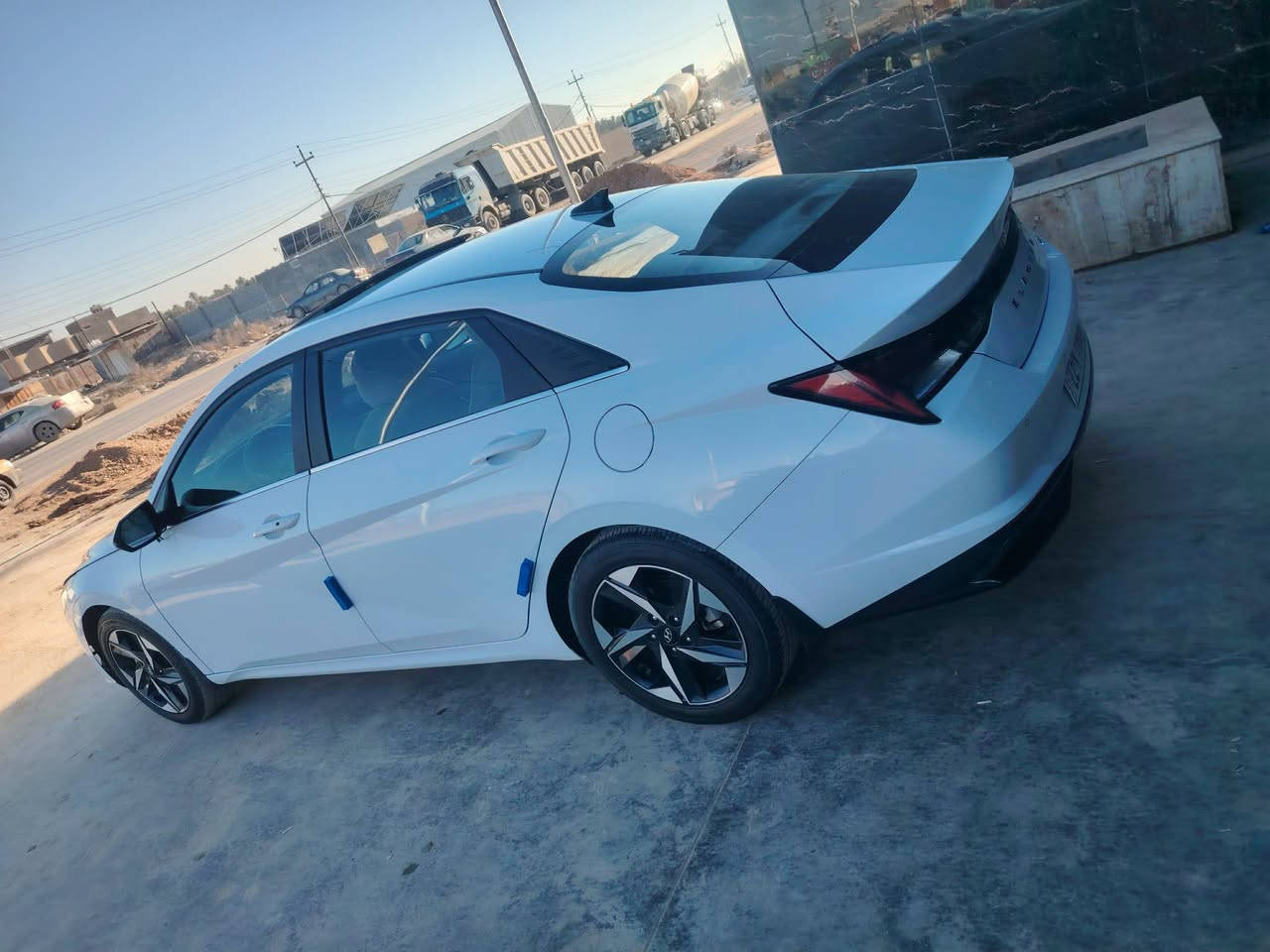 سلام عليكم النترا. ٢٠٢٣ 
فول مواصفات  
ماشيه ٦٠ 
بصمه 
فتحه 
يدات ترحيب 
تشغيل عن بعد 
جنطه ذكيه 
فول يعني للاخير 
رقم اربيل الجديد تريد تحويل تريد وكاله  
مكانها كربلاء الستفسار ع رقم 
***********.       .***********
