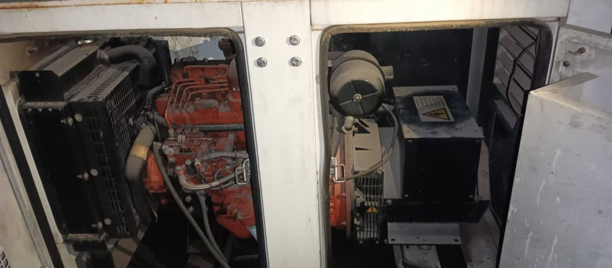 مولد   صكر ٣٠ كيفي نضيفه البصره ابو الخصيب 
السعر خاص او على الرقم ***********
