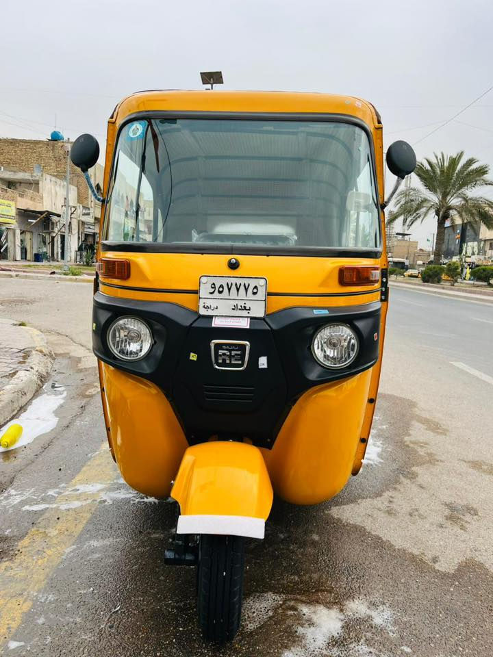 السلام عليكم شباب تكتك مديل 22 صفره رقم وسنويه
كفاله عامه التكتك نضيفه بمعنه الكلمه 
مكاني بغداد الحريه التكتك عارضها ب10 ملاين و200 وبيها مجال الشراي الرقم انتصال ***********
