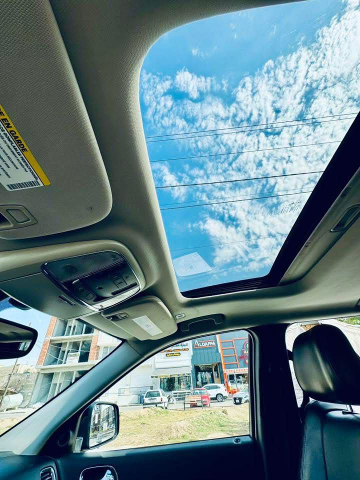 دورانكو موديل 2017 مواصفات   gt معروف مواصفات   سيارة داخل عراق كلين. بس بلعراق صاير قبغ صندوق صبغ. يعني قطعة وحدة صبغ. سارة بأسمنا جديدة سيارة. مكان سيارة كركوك. 
سعر سيارة 230 
***********
