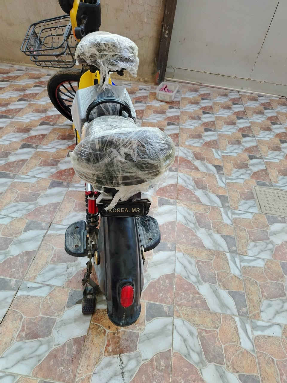 السلام عليكم
بايسكل شحن موديل 2023 مبدل بطاريات صار شهرين من بدلتهن نقص فقط هورن واشاير أمامية اما واشاير خلفية شغاله سعر ٢٣٥ بي مجال مكاني ديالى بعقوبة خلف كلية رافدين ***********
