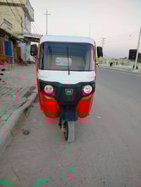 مديل 18 • اوراق • مكفوله