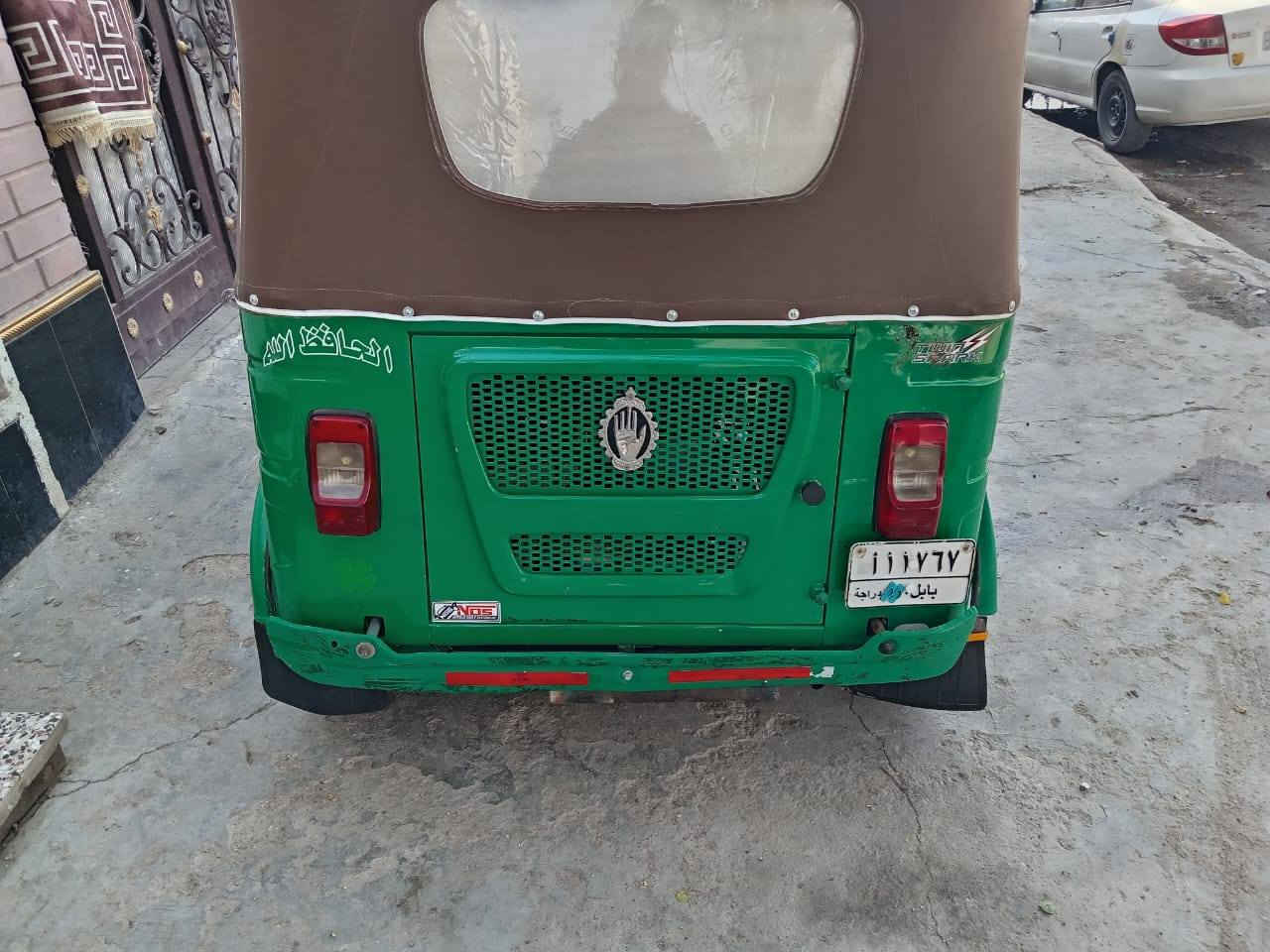 السلام عليكم اخوتي الاعزاز 

تكتك 22 كنر شهر 12 
رقم وسنويه بابل عربي بس لوحات طالعه انكليزي
تكتك كفالفه عامه ماعده ضربه بسيطه بلغد 
والدوس فقط 

السعر 8 ونص  وبيه مجال حك الجيه 
بابل المسيب 
***********
