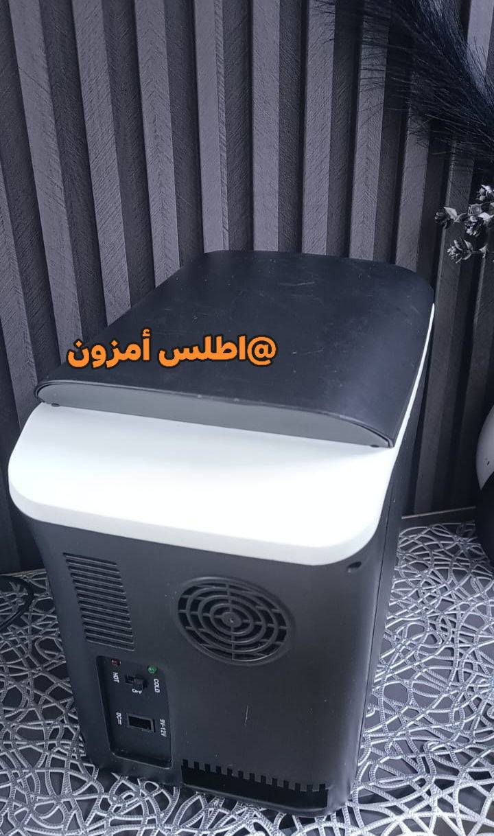 ثلاجة سيارة 
🔷تشتغل ع جداحة السيارة
🔷تبريد او حرارة
🔷بيها شخوط
متوفر بسعر 25 الف 
متوفر توصيل الى جميع محافظات العراق 5 الف 
🔷للحجز خاص ماسنجر او واتساب
🔷رقم الواتساب ***********
