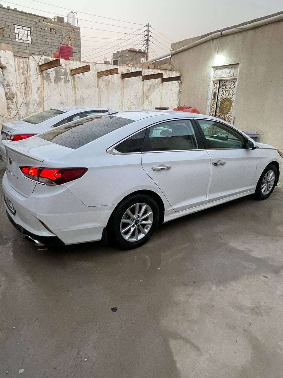 سلام عليكم للبيع سوناتا موديل 2018 وارد امريكي حادث جاملغ وبنيد بدون دواخل بدون شواصي كفاله ورش تجميلي باب سائق والباقي كفاله محرك 2400 محرك كير تبريد حداديه كفاله رقم بصره تحويل سنويه مجدده سياره جديده سعر 125 /***********/عنوان بصره قضاء الهارثه
