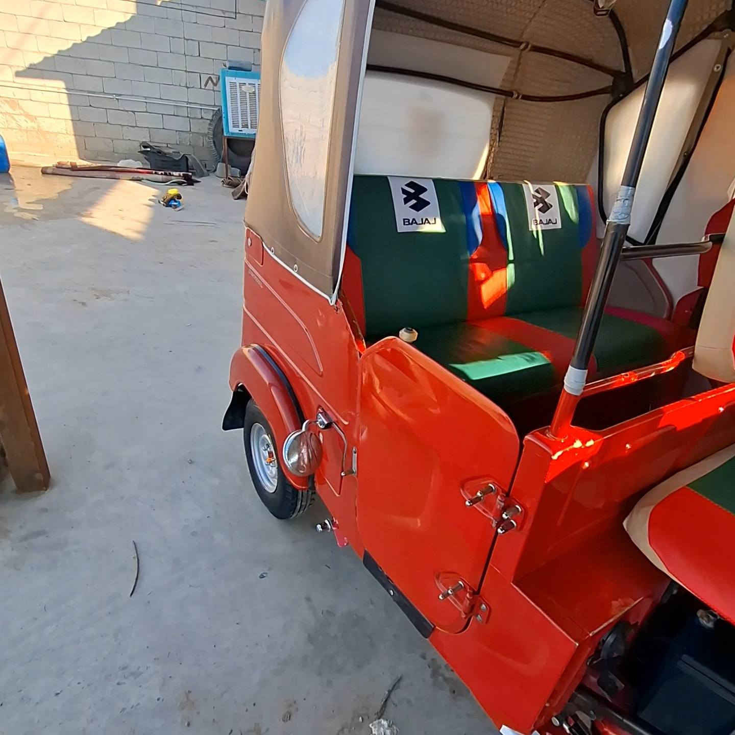 السلام عليكم ورحمة الله وبركاته للبيع للبيع تك تك22 لون حمره رقم وسنويه باسمي لوحات نكليزي تحويل ثاني يوم مكاني ديالى الخالص السعر ع الرقم ***********
