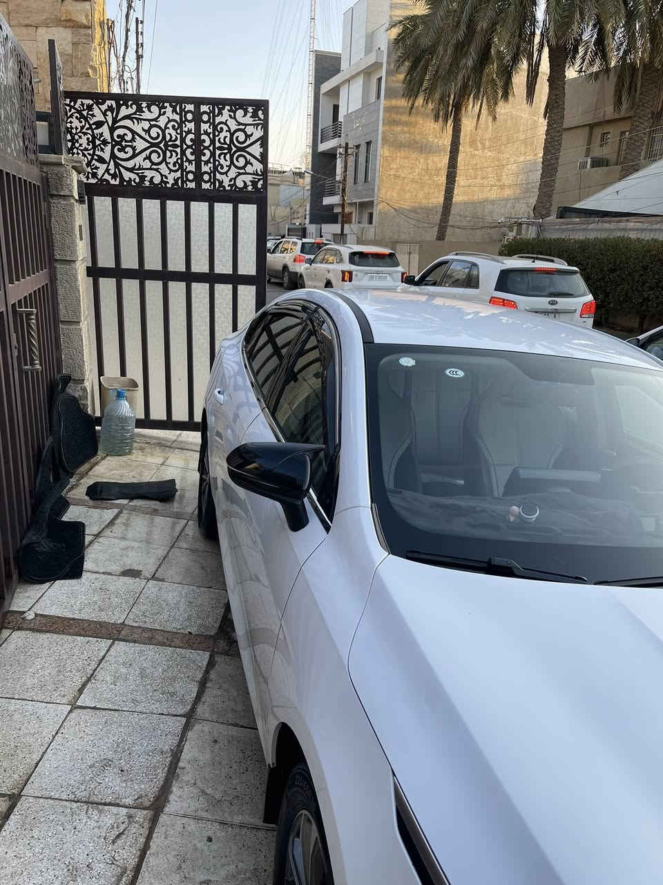 بي وأي دي دستروير للبيع ماشه 14الف الكلي
مديل 2025
بسمي تحويل مباشر
سياره كفاله ماعده رصعه بل بنيد وشخط بدعاميه موضح بل صور 
شاشه قلاب
بلوتوث
حساسات
كامره
كير ماوس
تفويله البانزين يمشي ١٢٠٠كيلو 

مغلف كشناته ولكاعيه جلد
كامل ملحقاته موجوده بصمه وكارت وشاحنه 
سياره اي نقص مابيه كامله للخير 
مكاني كراده للستفسار ***********
