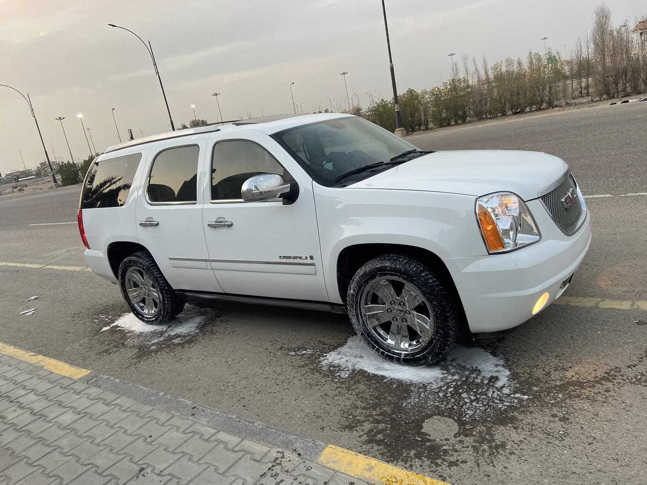 السلام عليكم  ادوات ادوات ادوات ادوات GMC 2010 اصل اصل كفاله كص ضربه فتح تبديل كفاله سرقه عشائر انتر بول نحجيه بل عاميه السياره 1/1 وكفاله عامه دخول جديد السياره فول مواصفات للخير كلش دوس شفط شاشه تلفزيون فتحه تبريد تدفئه مقاعد صندوق كهربائي تشغل عن بعد السياره طك فلين وجاهزه للخير وبعد بيه هواي مواصفات كامله من حداده تخم ويل تخم تاير تبريد تدفئه كير مكينه جاهزه للخير وكفاله للخير  #متوم #ارقام # سنويه # شرط # الحاسبه ارقام جدد الانكليزي مكان السياره بصره سعره 110 وبيه مجال للشراي ☎️***********.  بيع فقط بيع فقط. بدون مراوس.  السياره متعجبك اعبر المنشور لان حيل جديده السياره
