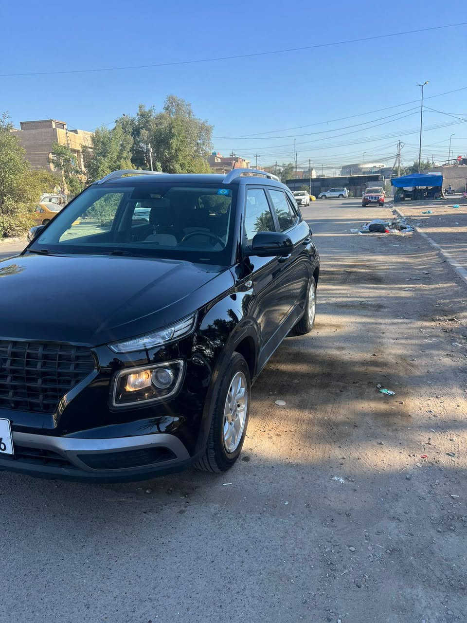 السلام عليكم هونداي فينو موديل ٢٤ السيارة جديدة رقم بغداد باسمي السعر ١٢١ وبيه مجال قليل للاتصال 
***********
