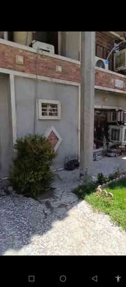 190م دار للبيع في الشرطه الرابعه خلف شارع الضغط 10جبهته  4 غرف نوم وصاله ومطبخ وخدمات وبالكون وسطحين وكراج وحديقة محدث السعر المطلوب 325 للمزيد من المعلومات الاتصال وتساب للفيديو والتواصل وللوكيش للموقع ***********
