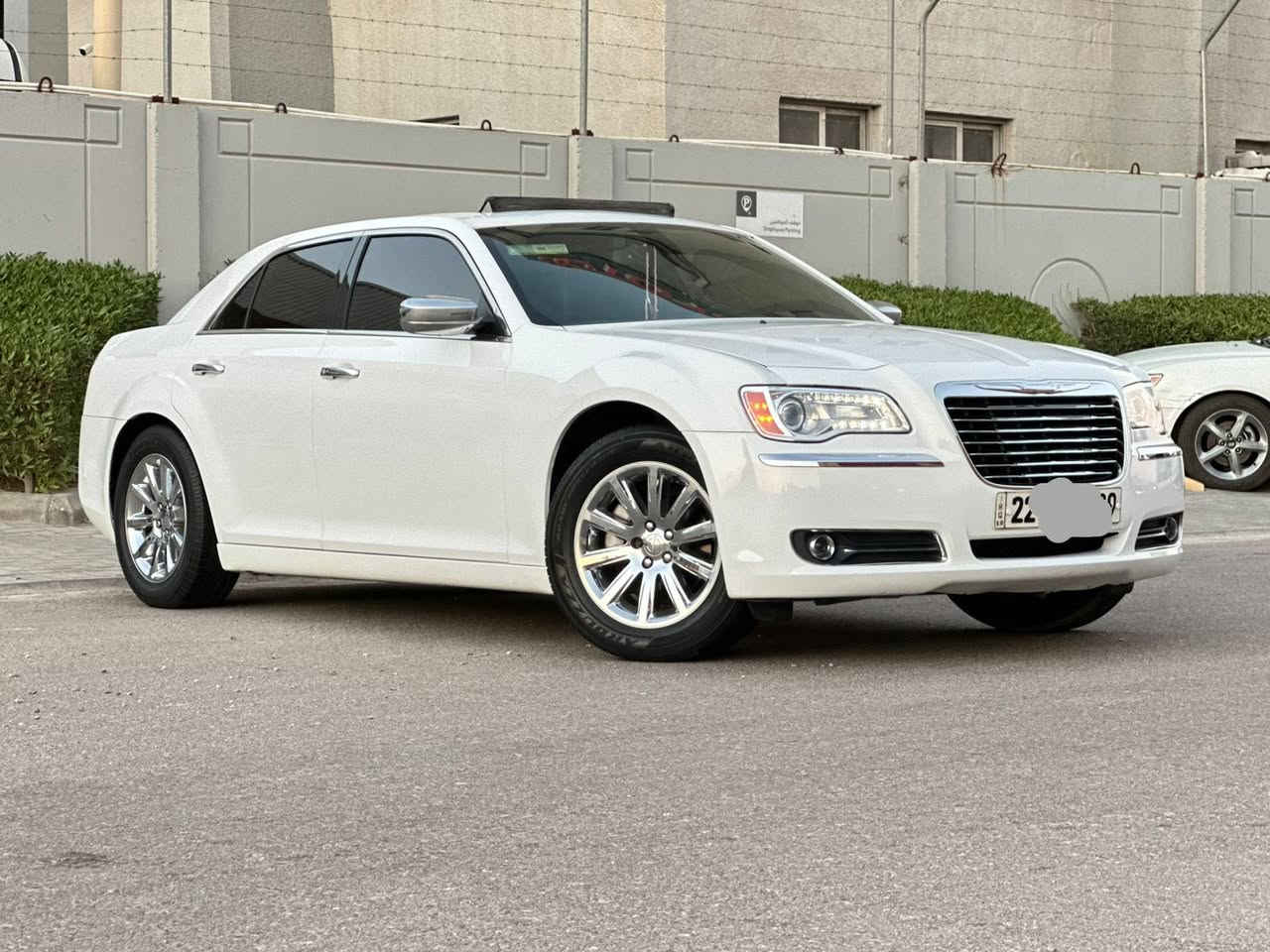من رخصت الادمن سلام عليكم اوباما مديل 2013 وارد كندي كفاله كلين رقم اربيل الجديد سنويه جديده مكينه 3600 تو ويل ماشيه 97 ميل سياره جديده احلا من الصور 
فول مواصفات 1/1 
بنوراما 
شاشه كبيره 
كشن جلد كهربائي تبريد وتدفئه
ستيرن كهربائي +تدفئه ستيرن 
كشن خزن ميموري 
سكليتر كهربائي 
برده خلفيه 
كامره خلفيه 
تشغيل عن بعد 
مري قلابه 
باقي المواصفات معروفه 
للاستفسار اتصل ***********
بيع او مراوس 
العنوان البصره 
اخوان مكلف بالنشر اني موجود الرقم وستفسر اكثر
