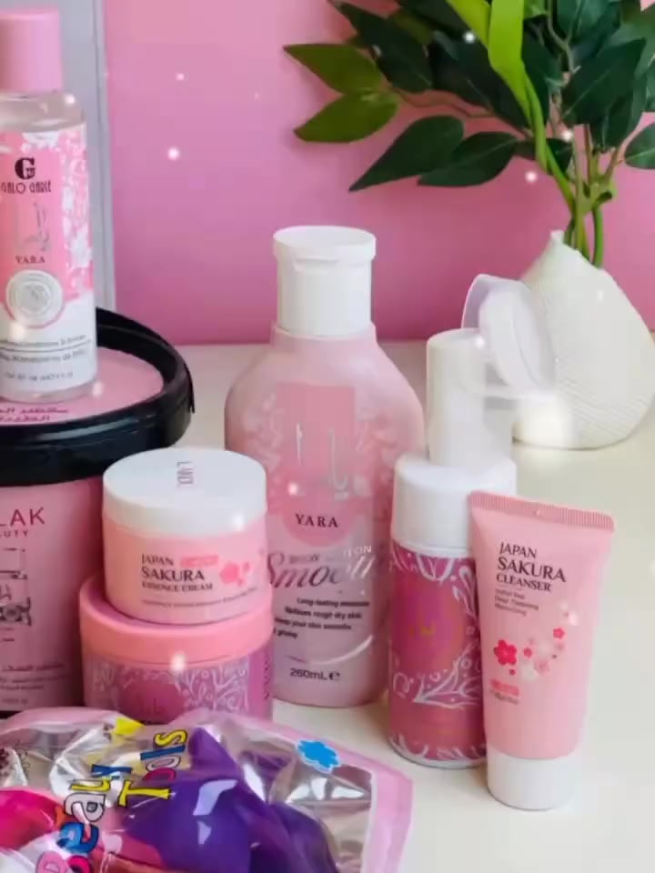 بوكس بيبي بنك 
محتويات البوكس لطيفة ومفيدة🌸🍓

مقشر ٥٠٠ مل يارا 🐾
كريم اليدين ❤
غسول الوجه يارا 🎀
كريم للجسم يارا 🐾
بكج ساكورا الثلاثي🐱
مرطب كريم مقشر للوجه 🌕
لوشن ومعطر يارا 💗
سيت بيوتي بلندر وفرشاه 🎀
زيت معطر للجسم يارا 💐


**إذا كنت صاحب هذا الإعلان وتريد حذفه لأي سبب، رجاءا أرسل رسالة إلى الدعم الفني**