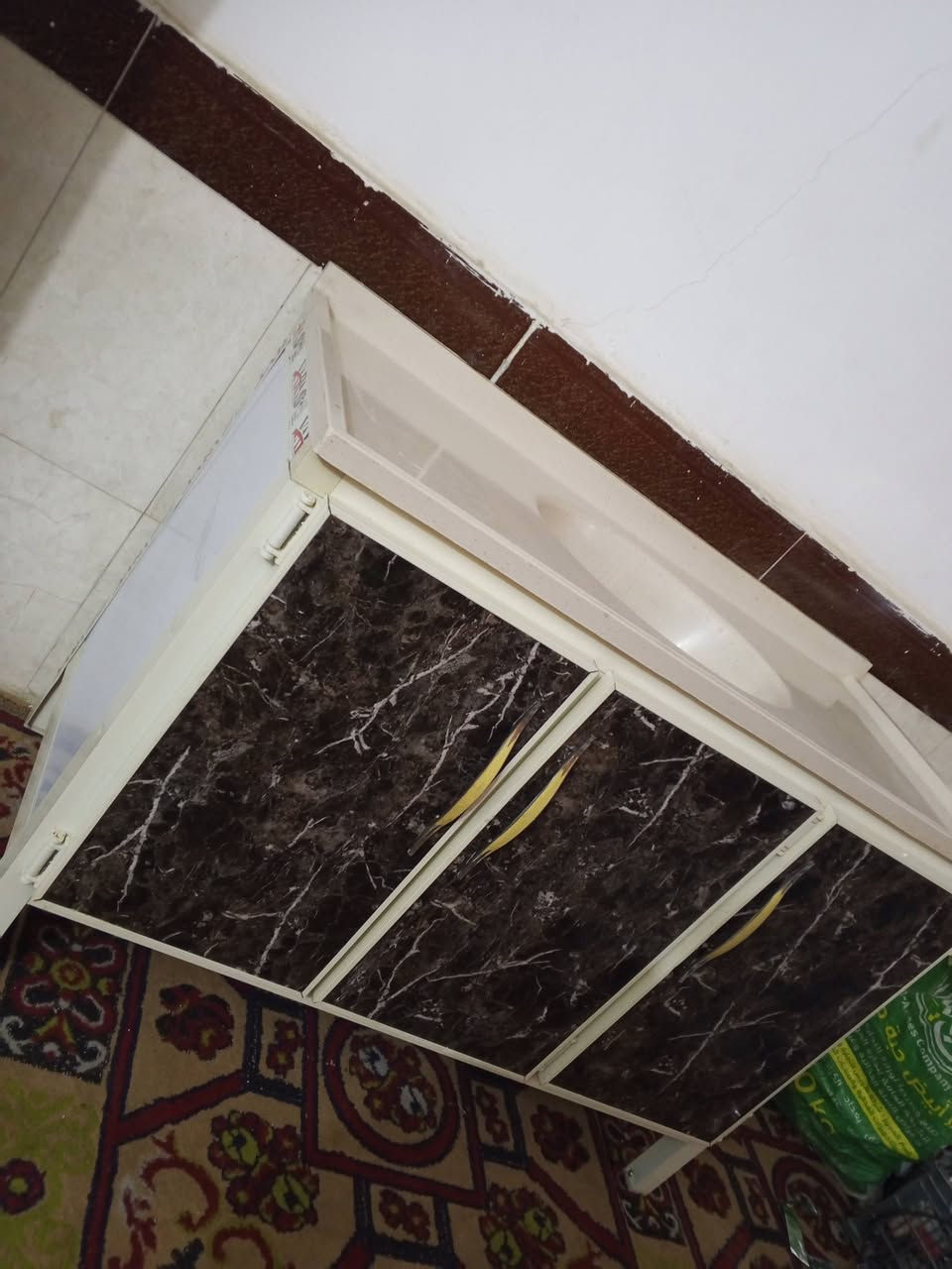 كاونتر سنكي مرمر نضيف ستعمال اقل من شهر مستعجلين ع بيع شراي ***********
