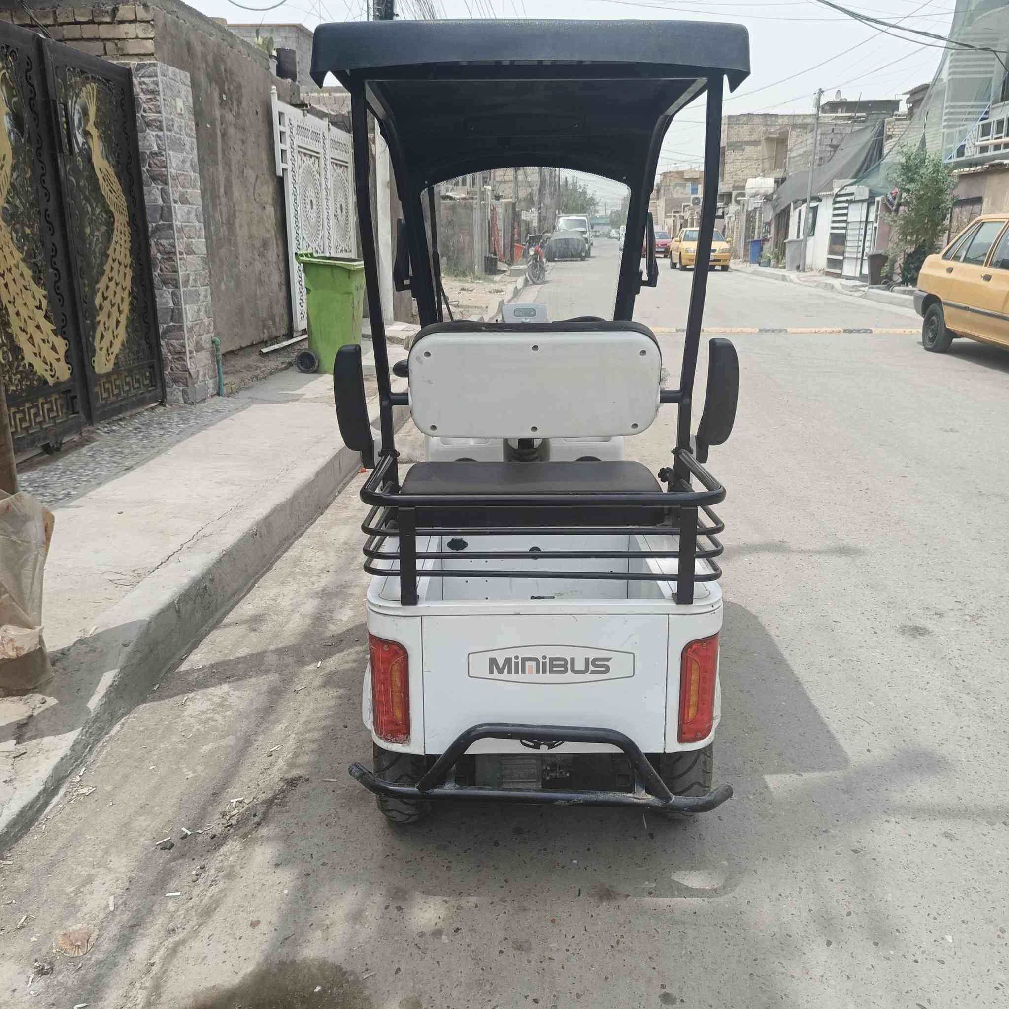 سياره للبيع
لذوي الإعاقة 

تشغيل عن بعد

جهاز إنذار

ماسحات

إشارات 

رجوع للخلف 

جهاز قفل للسرقة 

سقف حمايه من الشمس والمطر 

الحاج عادل 

***********
