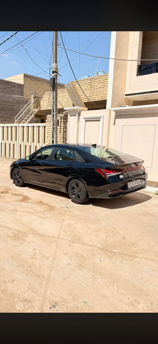 سلام عليكم 

Hyundai Elantra 🚘
موديل 2023

مواصفات نص فول 
بصمة تشغيل عن بعد رادار امامي جانبي وهاي المواصفات المعروفه 

زارع عدسات 

فريز وراديتر جدد 

حادث السياره جاملغ وبنيد بدون دواخل البنيد مصبوغ نصه والجاملغ بارد 

السعر ١٤٠ وبي مجال بسيط 

رقم موبايل 

***********
