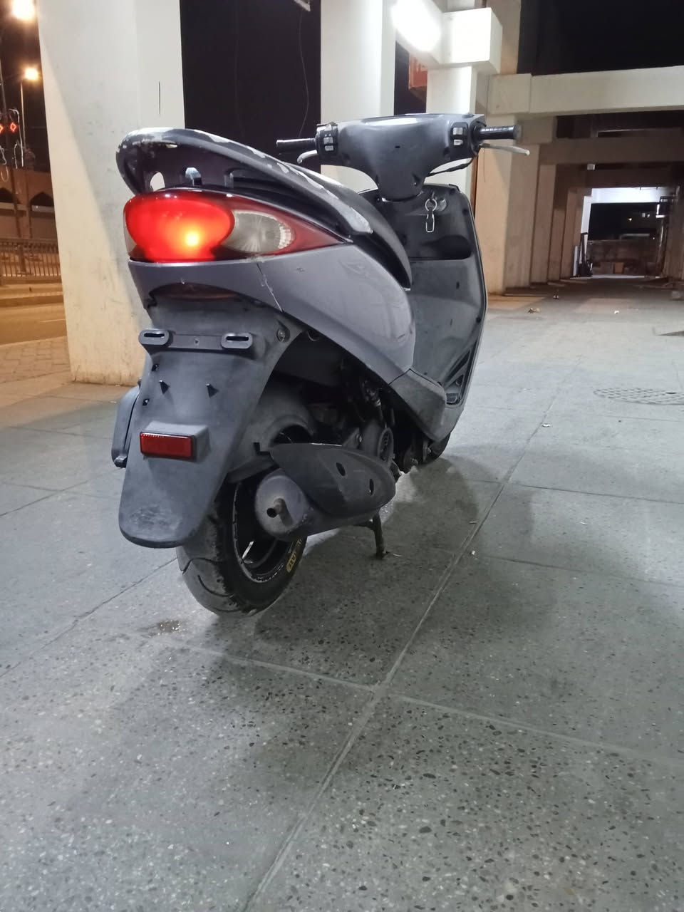 السلام عليكم شباب دراجة ابريز فحل مكفولة كفالة عامة كلهه ابلادية وكلهة شغالة كابريتر  سلف ابلاديات كفرات كلهه ختم وية المكينة وكهربايات كلهن شغالات كيلومتر كيج بانزين كلوب عالي ناصي سكن وية البريكات اشاير يمنة يسرة مابيهة نقص ابد مال رمبة صارلهة 8 أيام جديدة بمعنة الكلمة العنوان بغداد باب المعضم ولا ستفسار ***********
