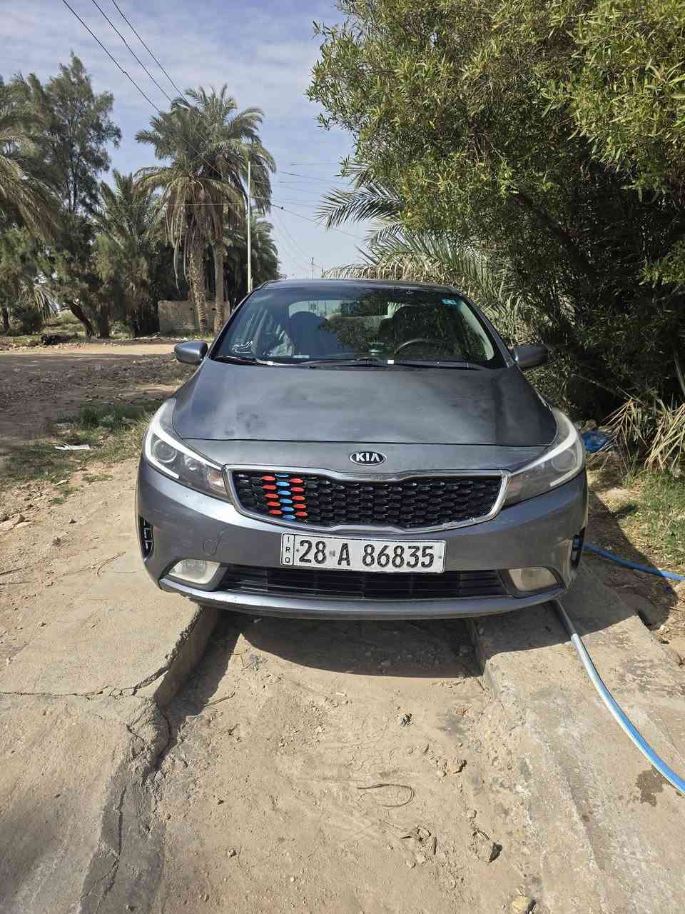 سلام عليكم كيا فورتي للبيع موديل  2018 تخم تاير حداديه جديد گير ومكينه مكفولات مكينه 2000 دوش كشنات تدفئه تبريد كامره شاشه تحكم استيرن رقم نجف باسمي السعر 120  وبيها مجال مكان السياره الديوانيه الحمزه الشرقي 
الهاتف ***********
