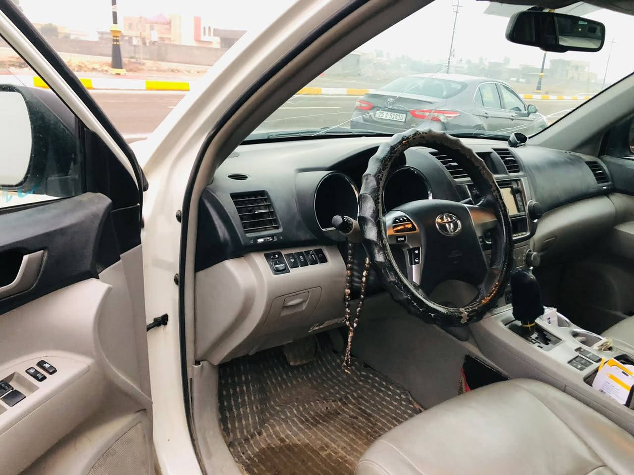 السلام عليكم
للبيع هايلندر ٢٠١٣ محرك ٦ سلندر ٧ راكب نضيفه الضرر قطعتين فقط التبريد ٣ قطع صندوق كهربائي 4*4 السعر ١٩٥ وبي مجال بسيط جداً 

للاستفسار على هذا الرقم ***********
