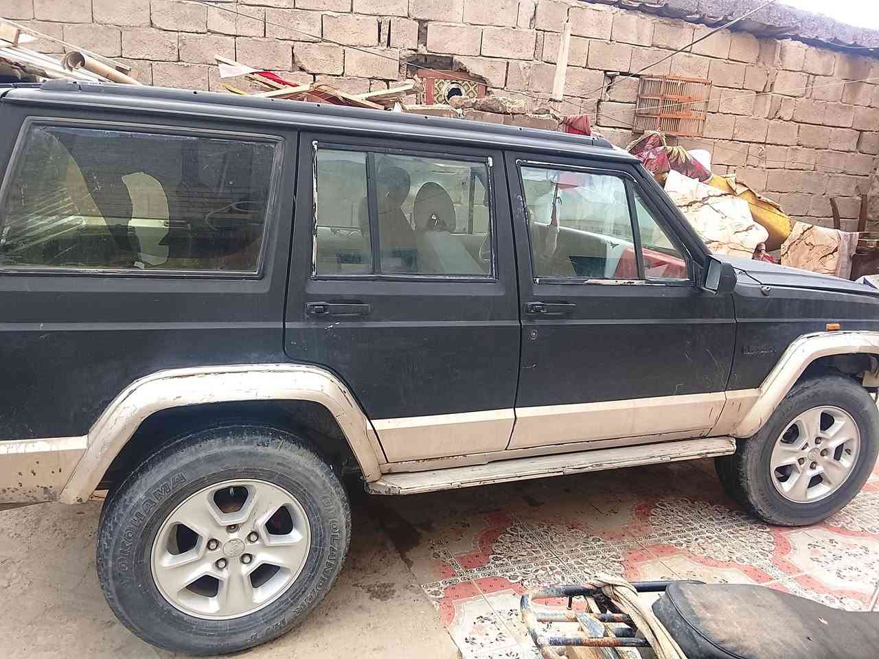 جيب شيروكي شخاطه للبيع مديل 1993 محرك بلادي بي تبخير رقم شمالي سنويه ضايعه عدي بلاق من محكمه اصولي مكاني بصره ابو الخصيب السعر 25ورقه ***********
