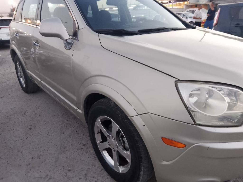 السلام عليكم
من رخصة الاداره المحترمه 

شوفرليت كابتيفيا موديل 2014

ضربة جاملغ الأمامي جهة السائق وربع البنيد

وبيها طخه داير الجاملغ  الخلفي جهة عكس السائق

ابيع مصبوغه حزام تخم تاير مكينه 2400 بحاله جيده كير جديد تبريد تدفئه رقم بغداد باسمي انكليزي السعر 88 وبيهه مجال بسيط بيع أو مراوس 

للاتصال ***********

مكاني بغداد الحريه بغداد, العراق
