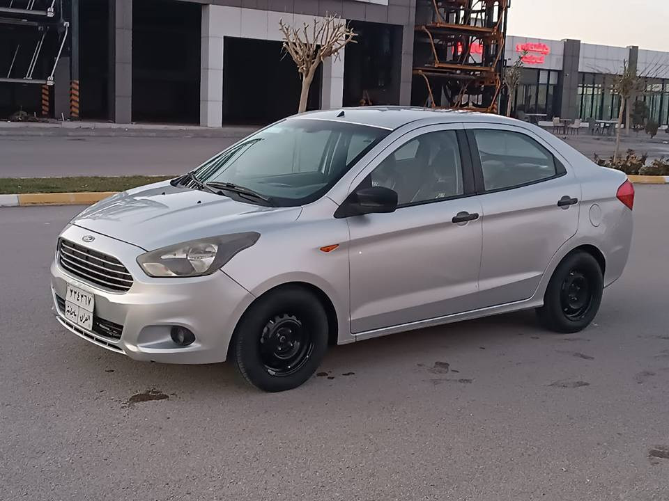 ئەم سەیارە بۆڤرۆشتن
فۆڕد فیکۆ 
15گەڵاغرامەی تیایە دوای معامەلە ئەی گەڕێنمۆ
مۆدێل:2016 تۆماتیک
گێڕ و مەگینە بەشەرت 
ڕەقەم سلێمانی سەنەوی  بەسەرچووە لە2024 
 تەحویل غرامەبڕاوەبەشەرت
2بارجەبۆیاخ لەسەرساخی
کاڵ بوونەوەی نییە 
قوفڵ مەرگەزی 
تەبرید سارد‌🥶گەرم🔥بەشەرت
چوارتایەوویلی لۆک 
سەیارەکەماڵی دۆستە 
و جرکەی تیانیە 
سعر:75گەلا
شوێن:سلێمانی 
ژ.م:***********
ژ.م:***********
ئەدمینی❤ السليمانية, العراق
