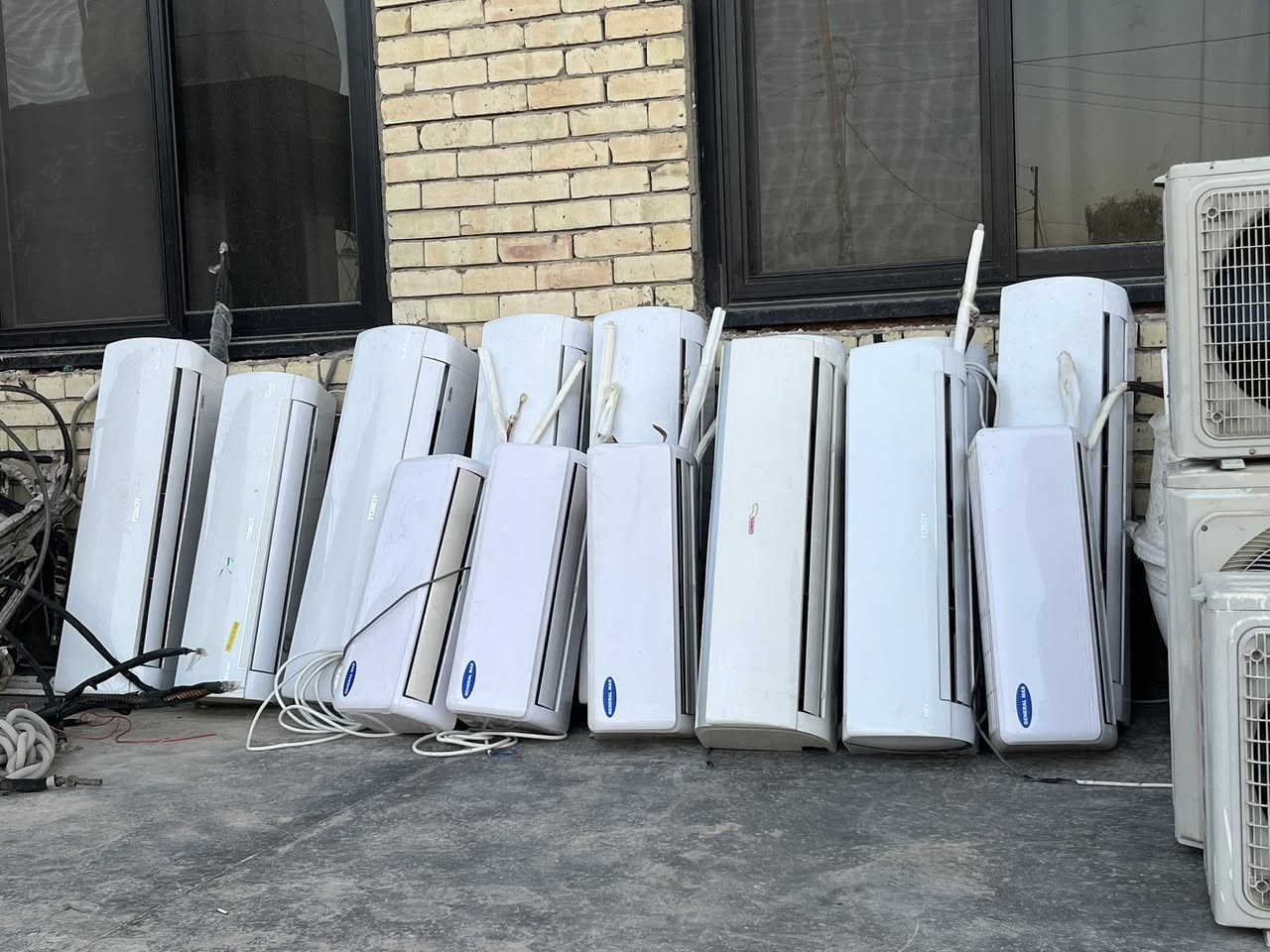 سبالت توسوت نظافة ١٠٠٪؜
بأسعار مناسبه    بيهن الانفيرتر و العادي 
٢ طن و ٣ طن 
و طن ونص
العنوان بغداد يوجد توصيل لكل المحافظات 
تفضل خاص او 
الهاتف
***********
أعتذر إذا ما اجاوب ب التعليقات
