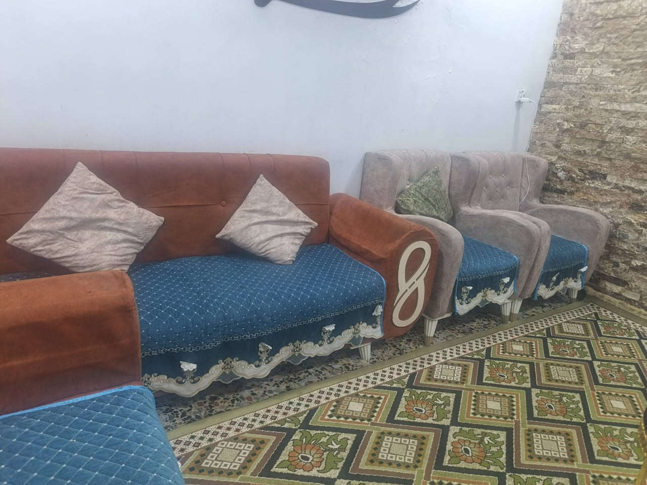 سلام عليكم تخم للبيع مستخدم بدون ضرر فقط الواضحه بصوره السعر ١٢٥ ألف وبي مجال للشراي
‏‪***********‬‏
