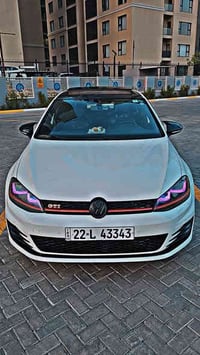كولف gti 2016 فول مواصفات فتحه  بصمه تشغيل وبصمه ابواب نضام صوت فايندر...