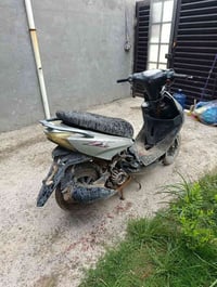 دراجه عطلانه للبيع السعر85الف وبيه مجال 07804503581