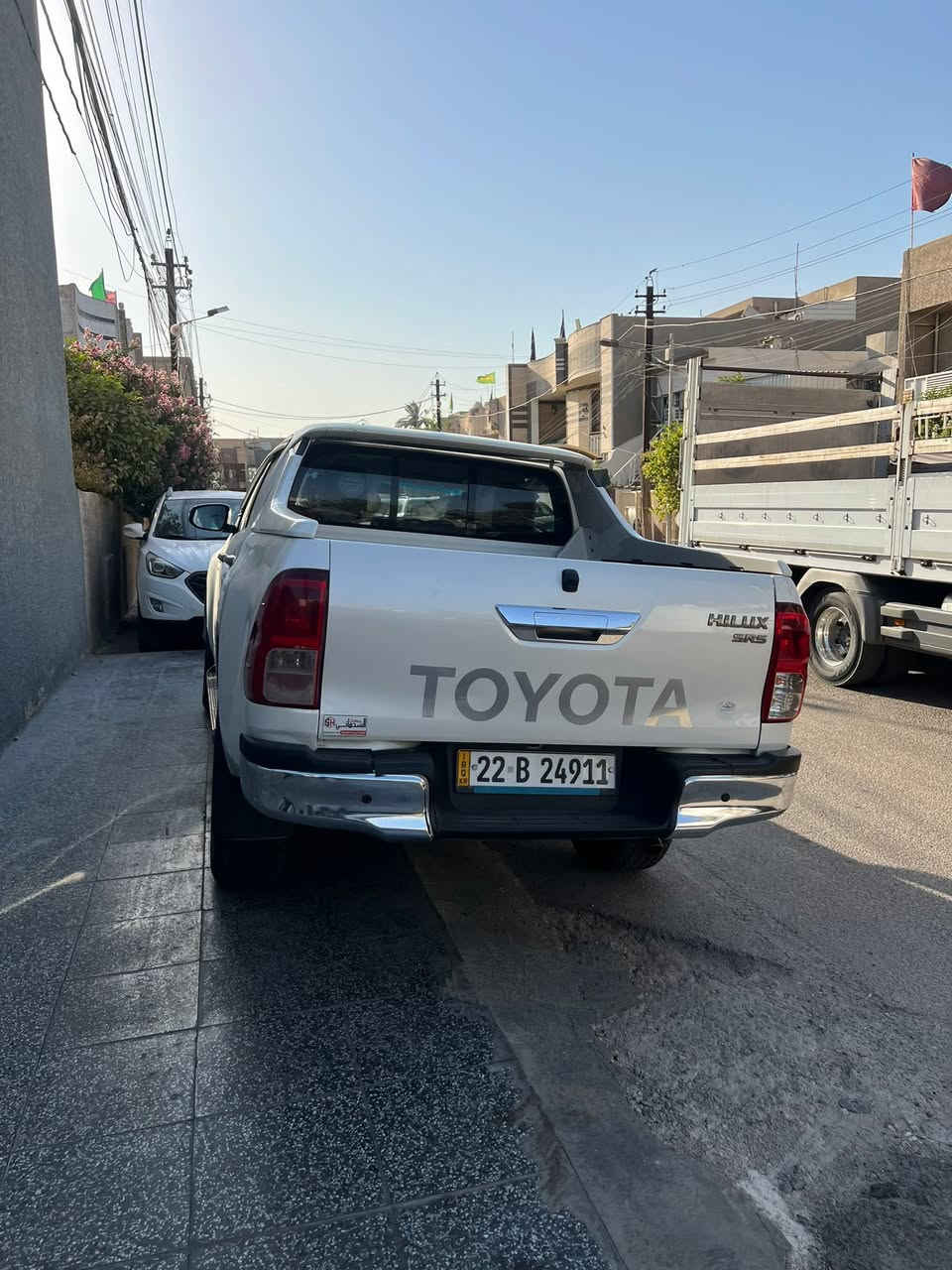 سلام وعليكم بيكم هايلكس TRD موديل 20 السيارة وكاله كويتية 
بسمي تحويل مباشر  مكفوله كفاله عامه  من الصبغ … مكينه وكير مكفولات ماشية 109ً الف كيلو فقط والسيارة نظيفة وجديده كلش بيها باردات خفيفه مو ضربة  سعرها 275 وبيها مجال

السيارة بغداد ***********
