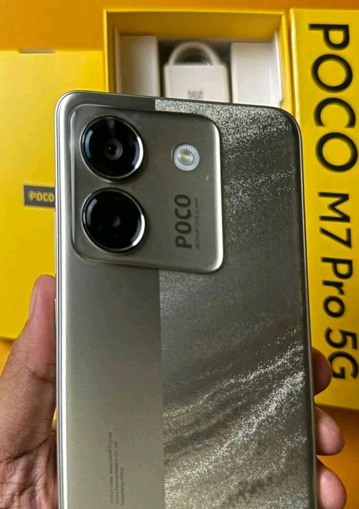 POCO M7 5G ذاكره 256+8 
سعر 250
مكاني الرمادي الخمسه كيلو