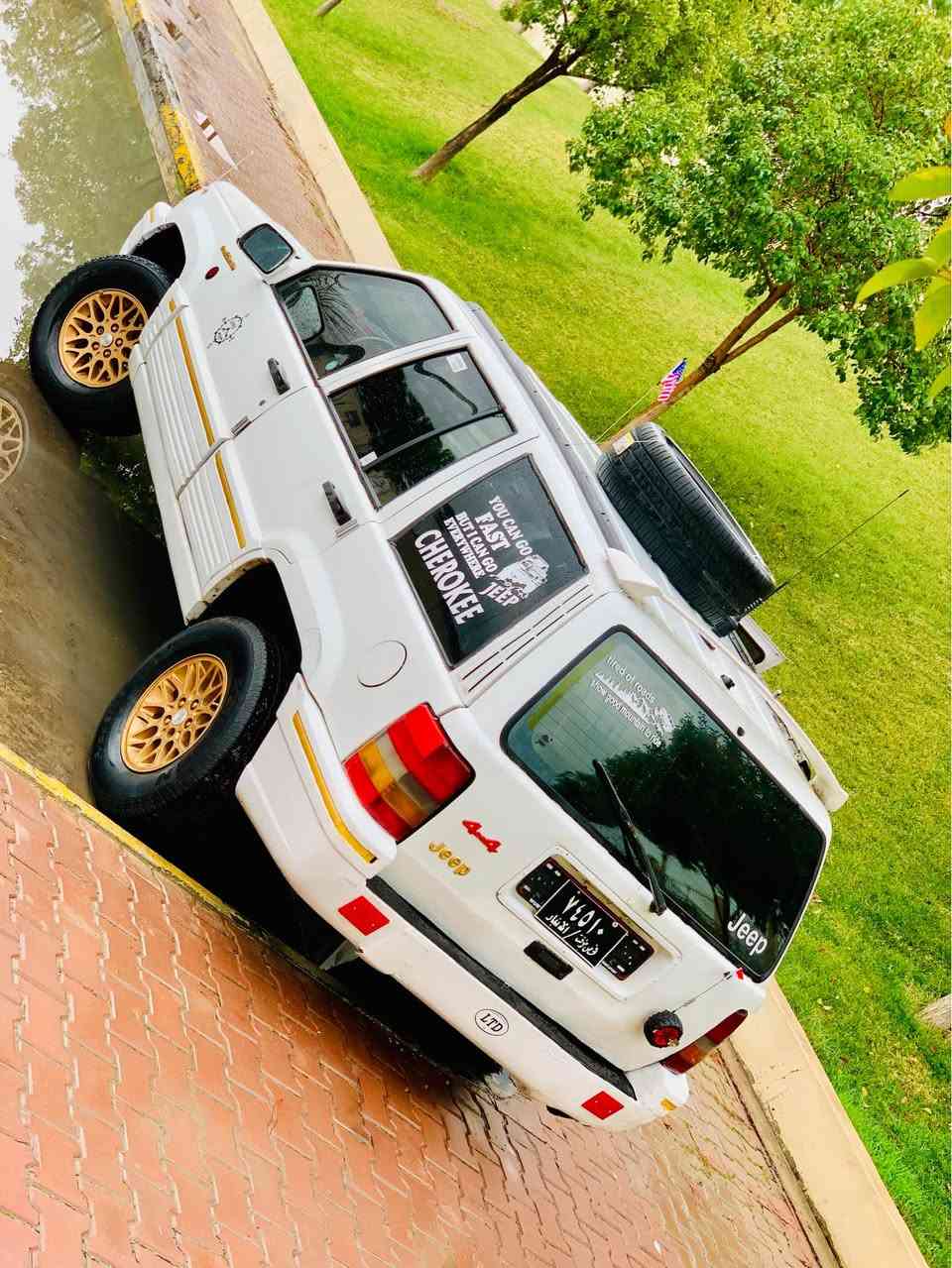 بـــــــۆفـــــرۆشـــــتــــن 
jeeb cheroki lmidd🇺🇸
ماشاءالله له جواني و قوه تى
سعری/ ٢٦ وه ره قه و مه جال
 جەکوش بەگیانیەوە نیە 
گیرومەکینە ئەرنەبی 3000vvt
گێڕ عادی
ئارمه سه ياره كه
هه موو گيانى بيلاده 
مۆدێل /١٩٩٥
جۆری سەیارە/جێب شیرۆکی
گێڕومەکینەی لؤك
کارەبای کامل مەزبوت 
ئاوێنە کارەبا  و ئۆتۆ
جوار جام کارەبا
پاوەر ABS لایت ئۆتۆ eco
سیدیبۆکس 
ناوفۆرمیکا
پێشو دوای جرکەی تیا نیە بەشەرت
تكايه ته نها فرؤشتنه
***********
*********** السليمانية, العراق
