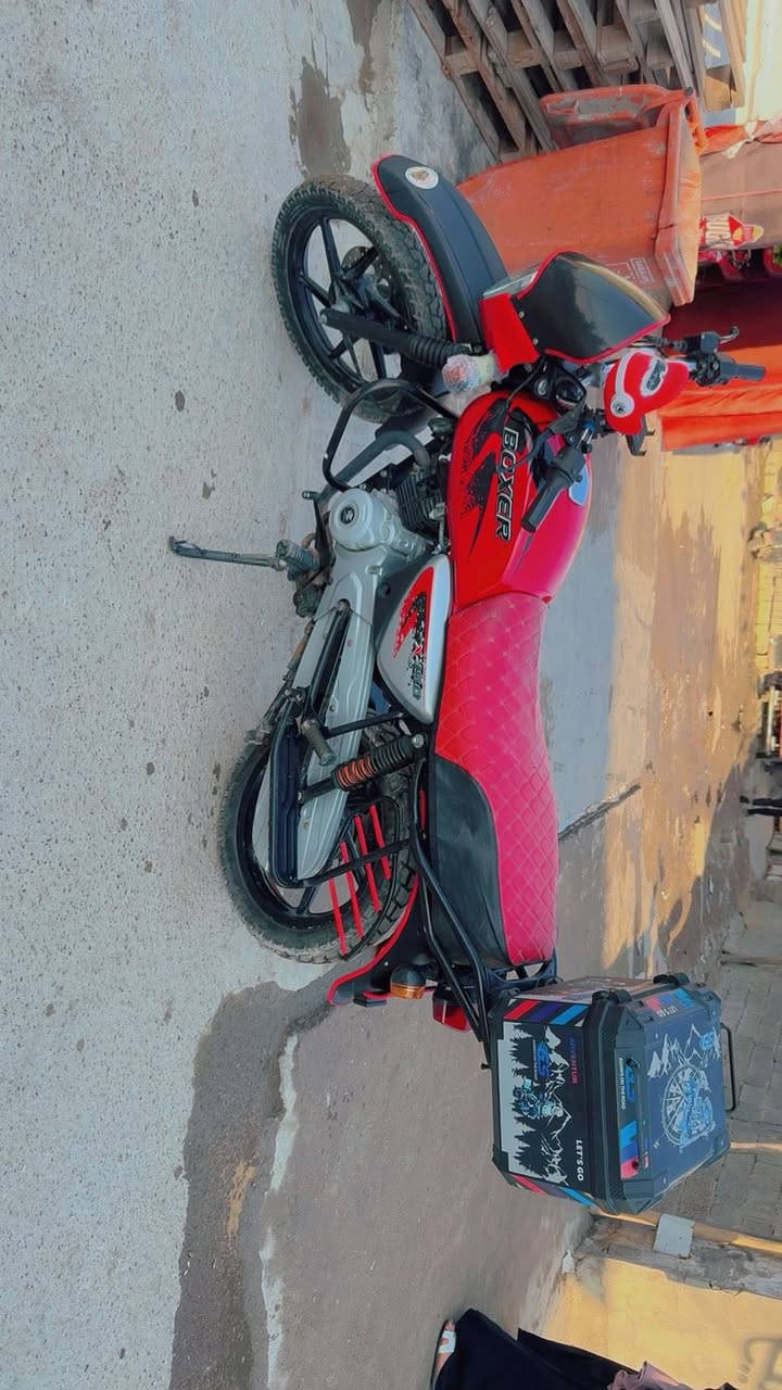 السلام عليكم بوكسر موديل 2023 كامله مكمله اي نقص مابيها مكينه ممفتوحه ابدددد كفاله عامه السعر 1500 مكاني الدولعي ***********
