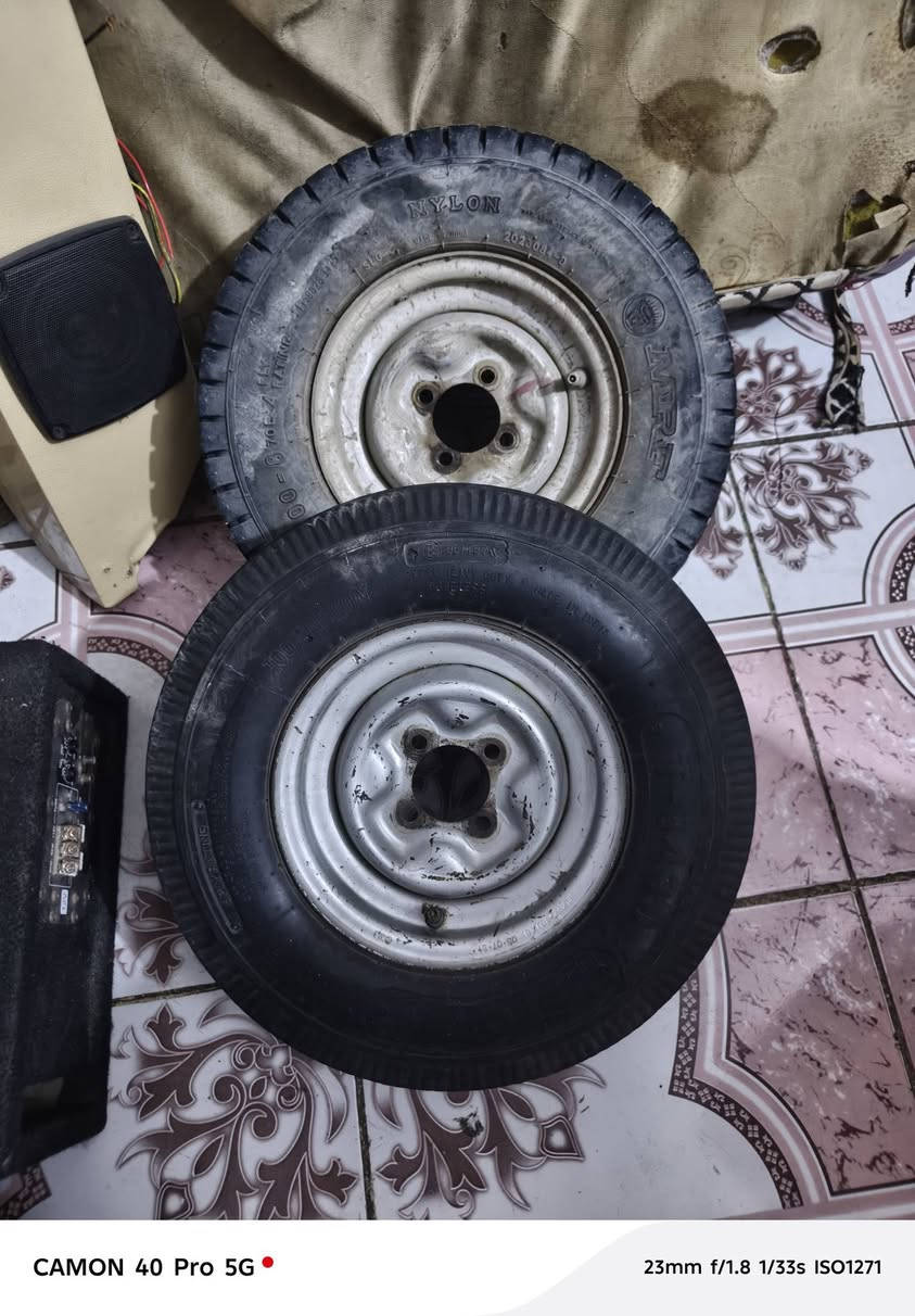 غراض للبيع مسجلات ودمامات وسبيرات كلهن شغالات وعل فحص مكاني بغداد شعب شارع الصحة اي شي تريد تعال عل واتساب ***********9
