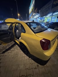 � للبيع أوبترا صفراء موديل 2011 🚘  🔹 بيها باردات خفيفة 🔹 مكينة وگير خي...