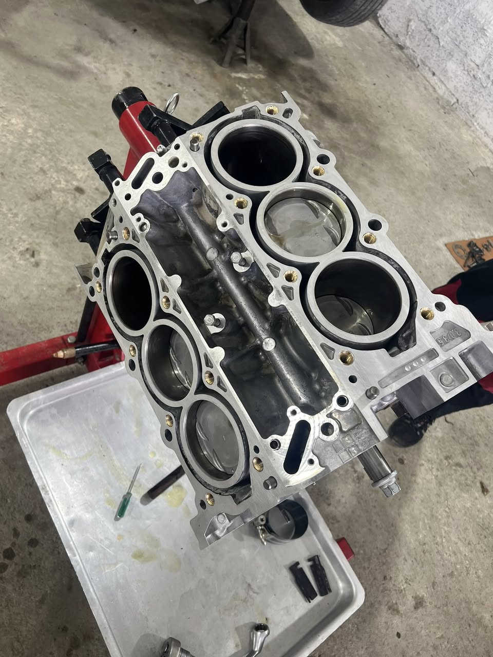 من ورشة الاخوين تصليح وفحص السيارات بالكومبيوتر  عمل 

بوش معدن براص سلندر سورنتو V6  3.5 سبب فتح المحرك 

الزبون يشتكي من تنقيص ماء 💦 وحماوه وتم تجفيف المحرك 

بالكامل  عنوان كركوك حي صناعي جنوبي خلف محطة الوقود 

الشهيد سايدين رئيسي مقابيل شركة حدادة الحدباء 

لاستفسار اتصال على ارقام تاليه 

*********** & ***********
