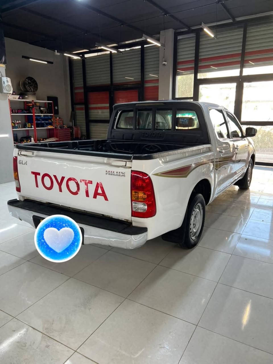 ‏سلام عليكم هيلوكس 2006 للبيع سيارة كفالة عامة بدون قطرة صبغ محرك صدر امامي خلفي جديد تخم تاير جديد سيارة جديدة بمعنى الكلمة السيارة على وضع الشركة بلادية سنوية ورقم جديد رقم سليمانية مكان السيارةديالى الاتصال ***********
