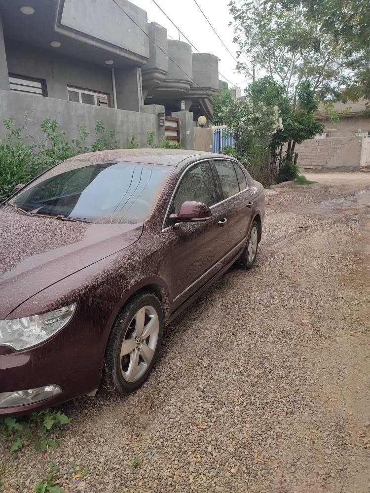 سلام عليكم سيارة سكودا سوبر بي فول مواصفات رقم و سنوية جديد 3قوطعة صبغ بدون دواخل بدون ايرباك سيارة نضيف مال بيت تحويل وكالة ابشرط***********سعر 73بي مجال بصيت خناقين, ديالى
