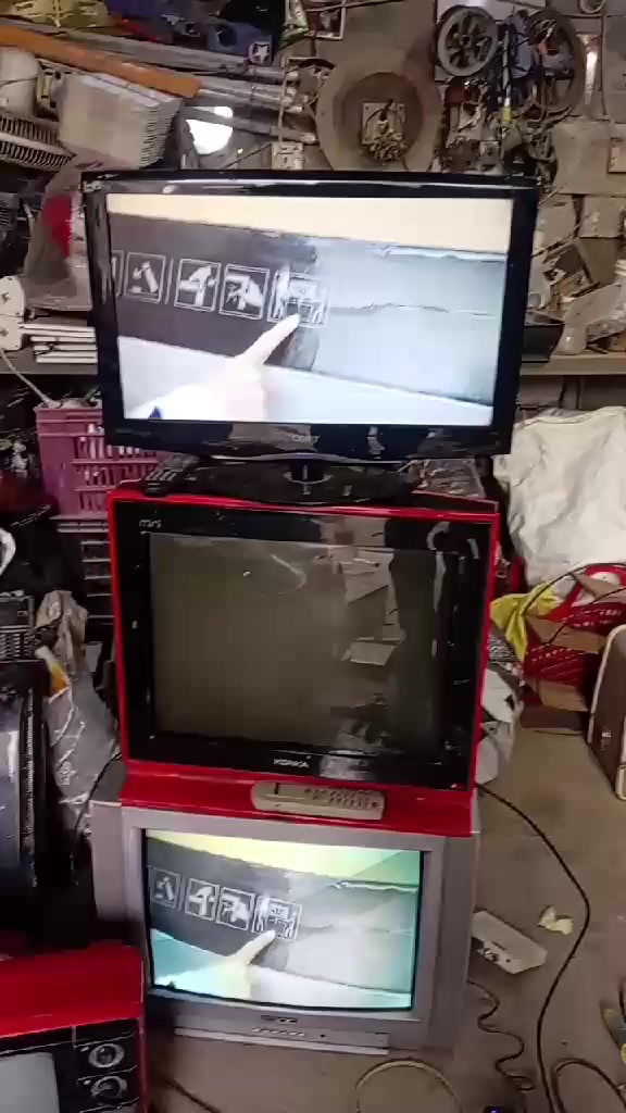 تلفزيونات للبيع شرط الشغل +بلازما حجم 24 استفسار ع الرقم *********** اوخاص
