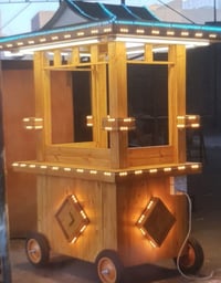 عربانة قهوه • خشب