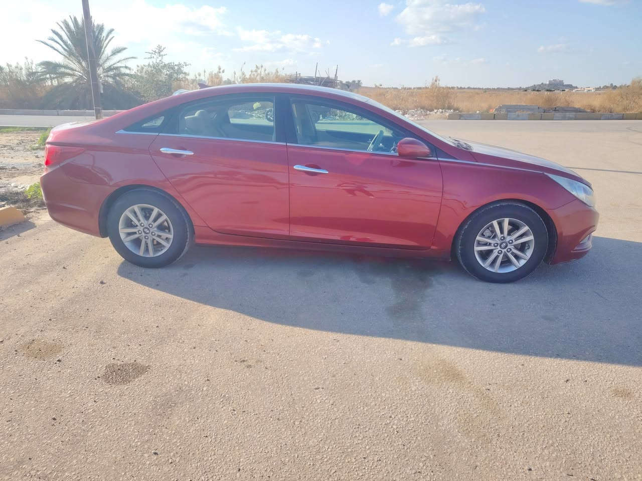 سلام عليكم للبيع  سوناتا ماروني٢٠١٣ سياره كلها ليبل بيها بنيد مصبوغ فقط وبارد قليل سونار موجود مكينه جي تي كير مكينه حداديته مكفوله مكاني سياره بابل رقم بابل سنويه لل ٣٠ سعرها ١١٠ وبيها مجال رقمي ***********
