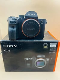 سوني a7iii • شتر 18k • بدون شاحن